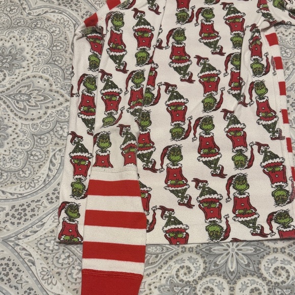 Hanna Andersson Grinch Kids Pajamas size 6-7. - Picture 9 of 10